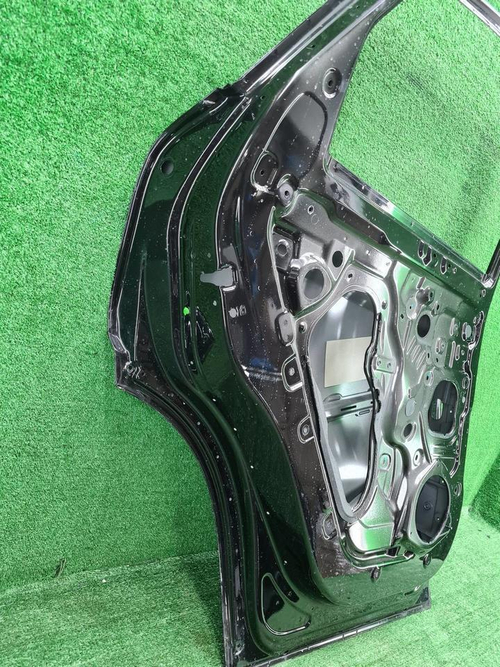 Дверь задняя левая Geely Tugella (2019-2024)