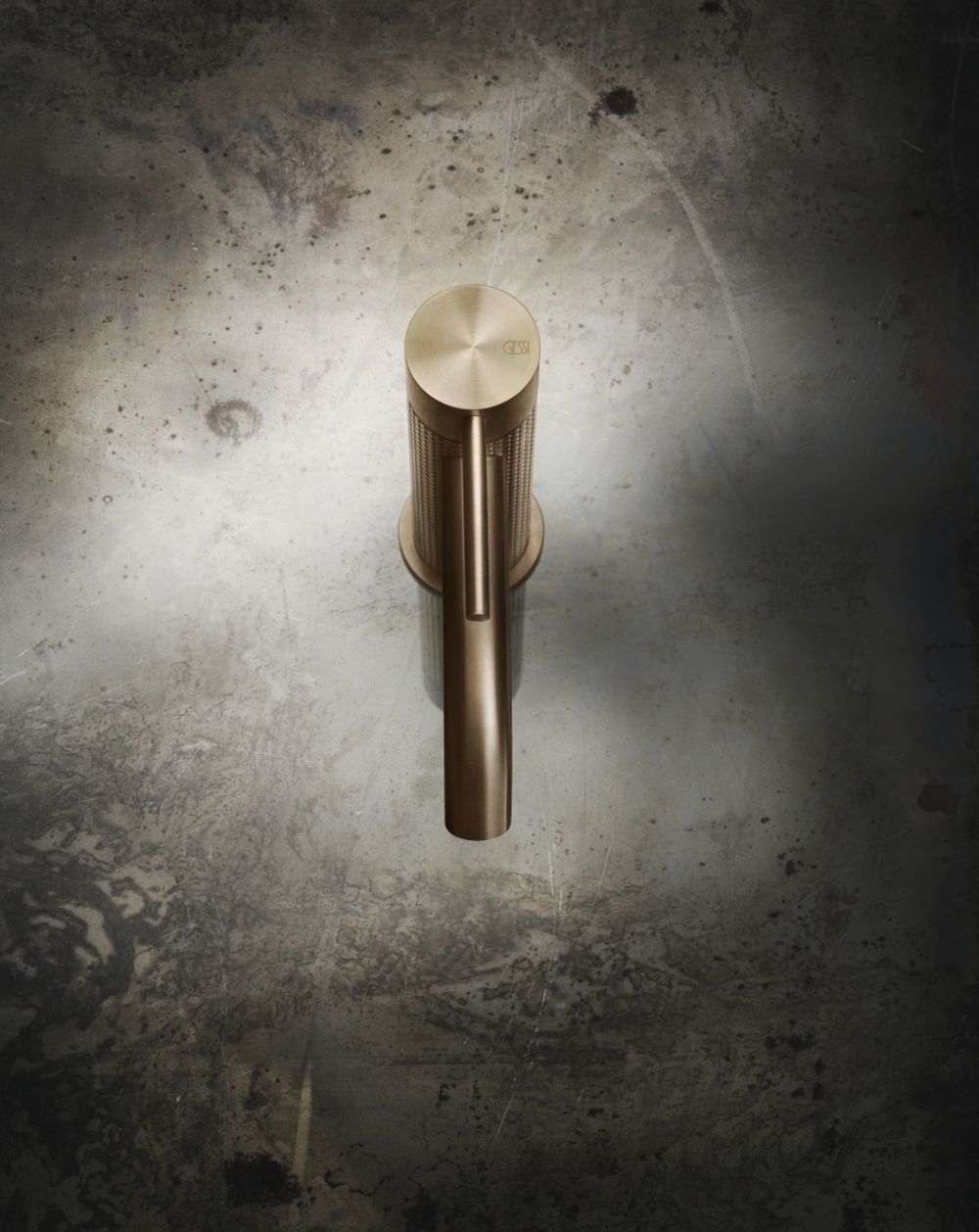Смеситель для раковины Gessi 316, однорычажный, с донным клапаном, цвет Brass Brushed PVD