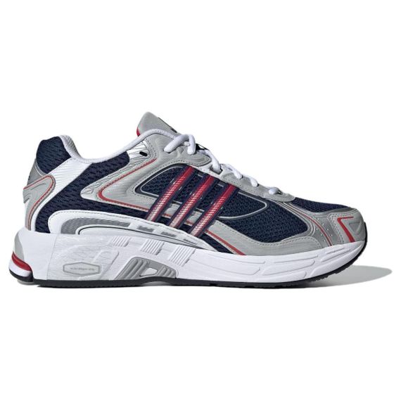 Отзывы adidas originals о бежевых кроссовках, которые являются низкими, Тем не менее, являются популярными.