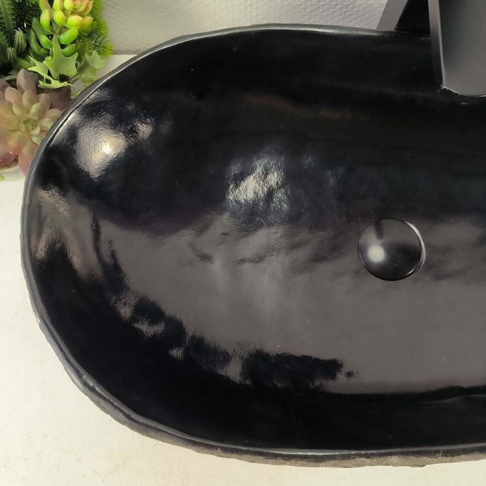 Раковина из речного камня RS-65050 68*38*15 0863