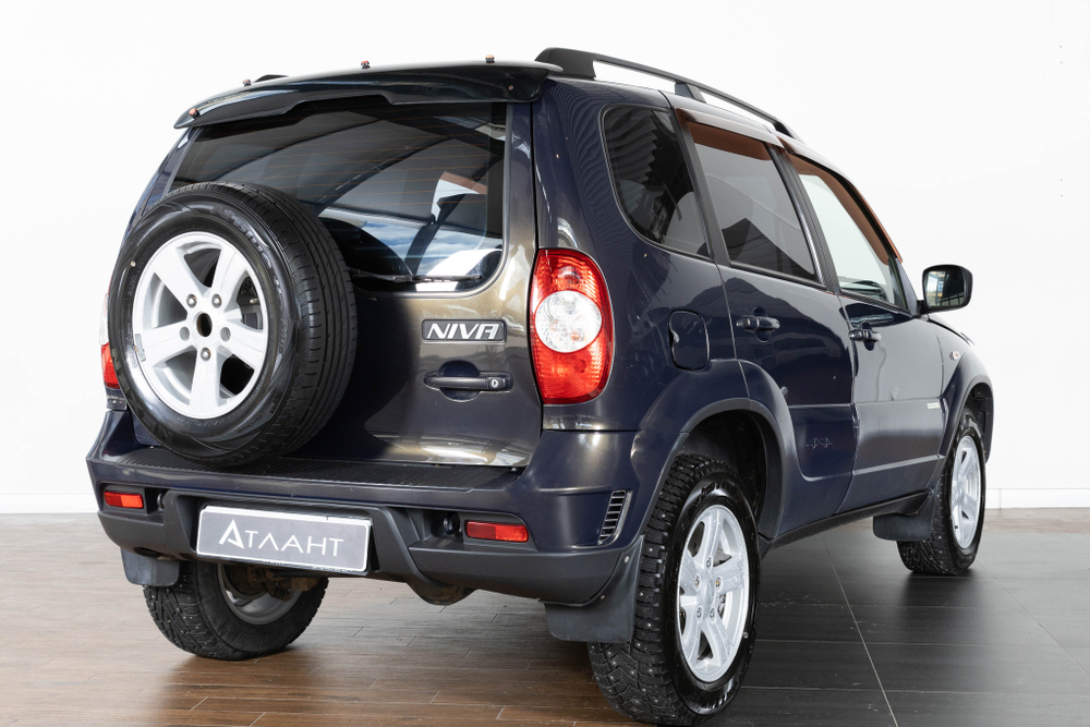Chevrolet Niva, 2013 год