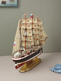 Meteor Lights Модель парусника Седов 52 см