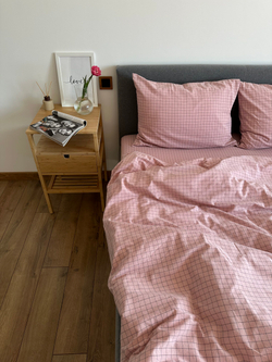 КПБ Евро с простыней на рез. 180х200 ВАРЕНЫЙ ХЛОПОК "Клетка розовая"