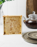 Натуральный мед в сотах HoneyForYou в футляре, 350 г