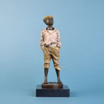 Винтаж: Кабинетная скульптура «Мальчик»