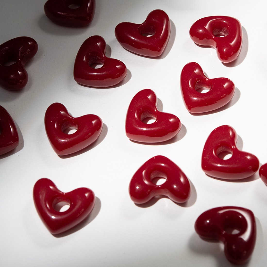 Подвеска "Красное сердце", 22*26мм, акрил