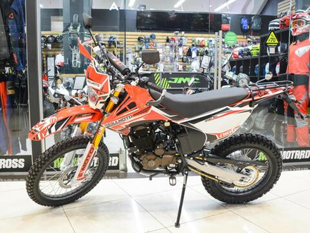 Мотоцикл эндуро Regulmoto Sport-003 250 PR (c баланс. вал.) ПТС Красный