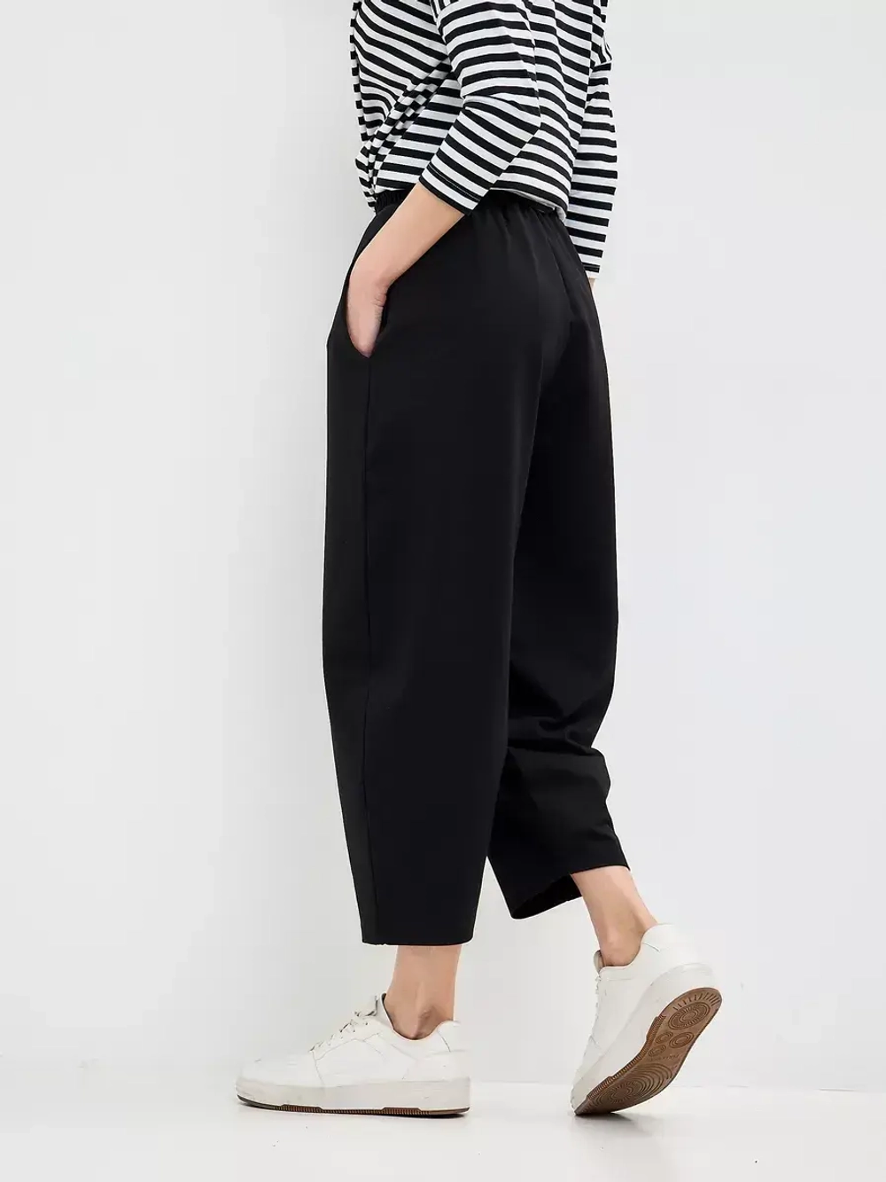 Штаны бананы оверсайз чёрный