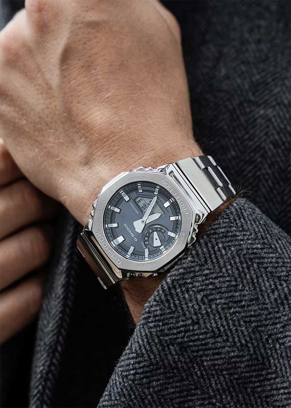 Мужские наручные часы Casio G-Shock GM-2110D-8A