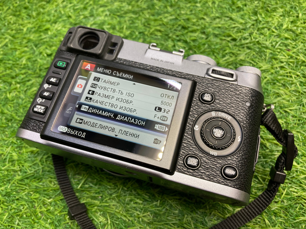 FujiFilm FinePix X100
