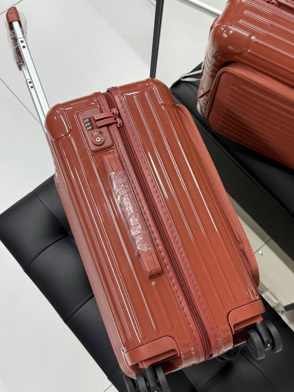 Чемодан Rimowa