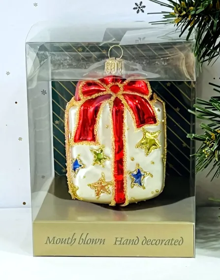 Елочное украшение Подарок со звездами, стекло, 9 см., 1 шт., Irena CO (53238)