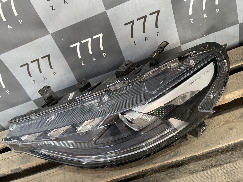 Фара левая LED в сборе Haval F7 1  Б/У Оригинал 4121102xkq00a