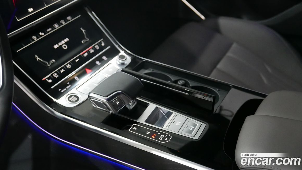 Audi A8 (D5) 55 TFSI Quattro LWB (12.2022)