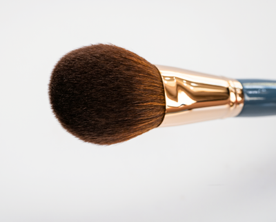 MAKEUPSTOREKZ Кисть для пудры Таклон/ Т02