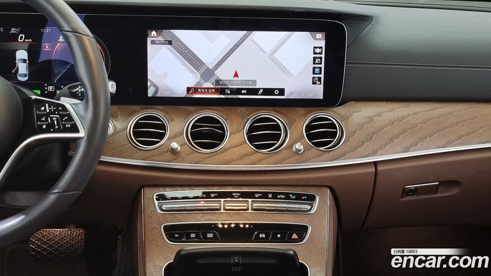 Mercedes-Benz E-Class W213 E300e 4MATIC Exclusive (05.2021)