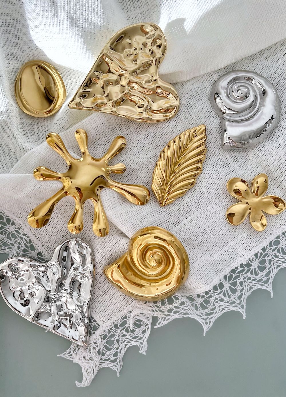 Брошь Любовь