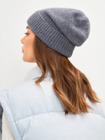 Шапка FABI удлиненная одинарная c отворотом с содержанием 
шерсти енота и ангоры