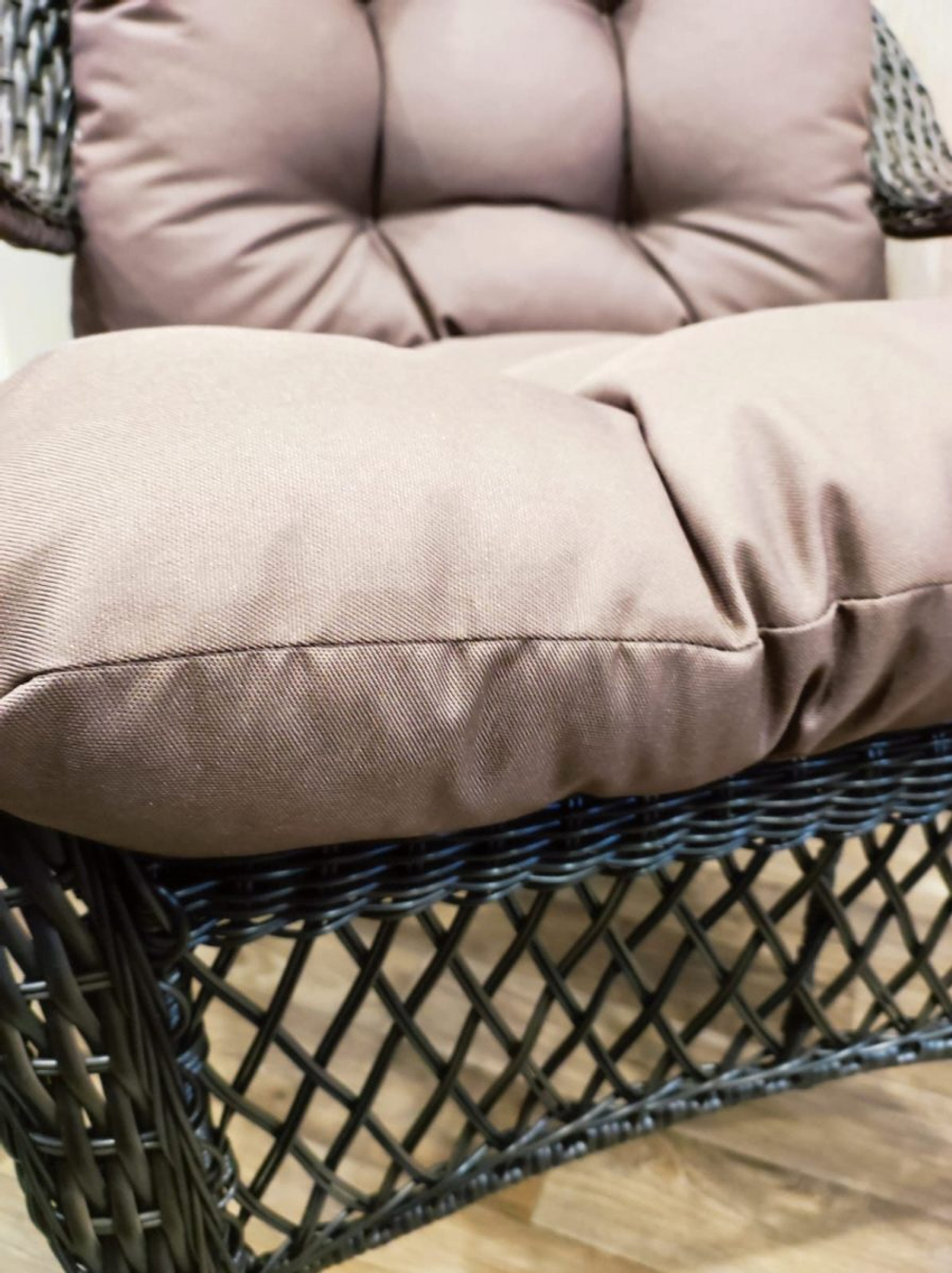 Кресло из искусственного ротанга МЭДИСОН НЬЮ «MEDISON NEW» с подушками на сидение и спинку