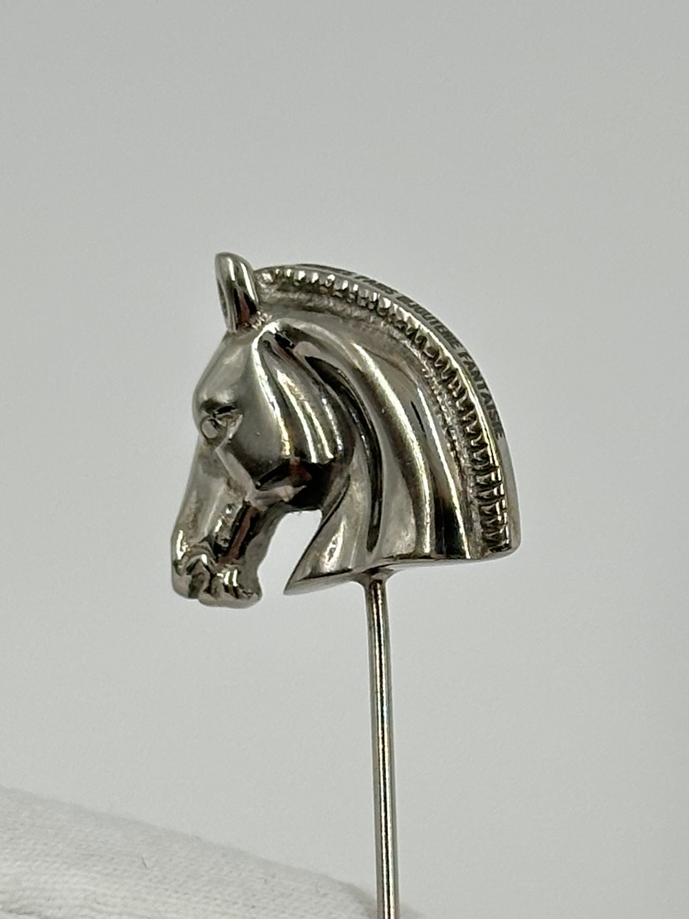 Брошь булавка в виде головы лошади Hermes