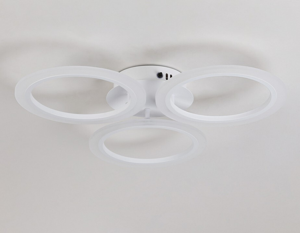 Потолочная люстра Ambrella Light FA FA4052