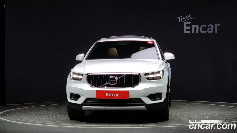 Volvo XC40 B4 Inscription (11.2021)