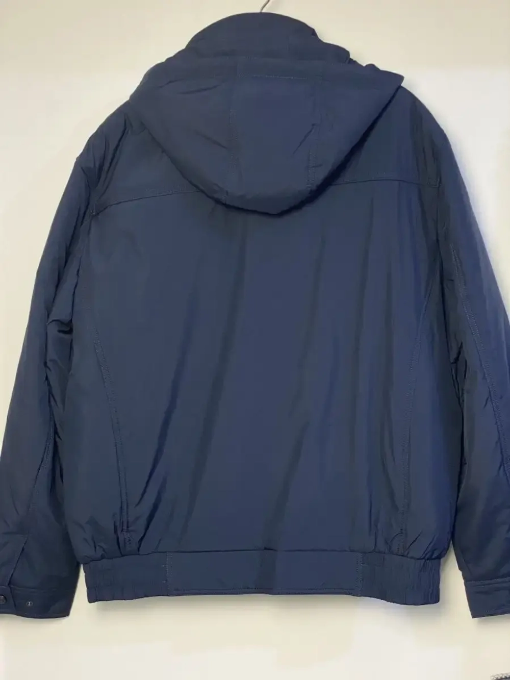 Ветровка бомбер