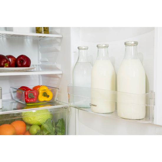 Встраиваемый холодильник Indesit B 18 A1 D/I