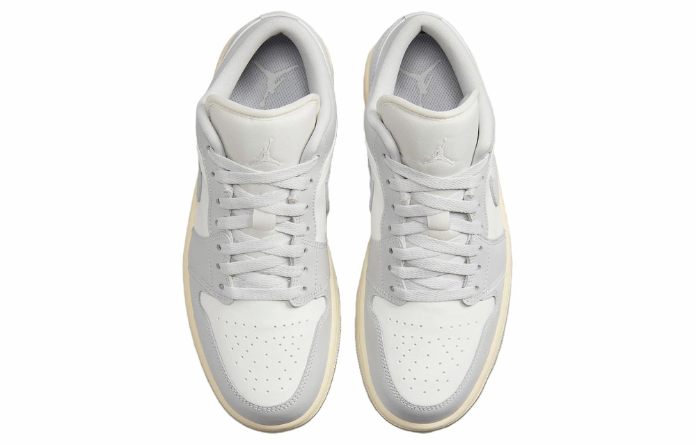 Кроссовки Jordan Air Jordan 1 (Женская размерная сетка)