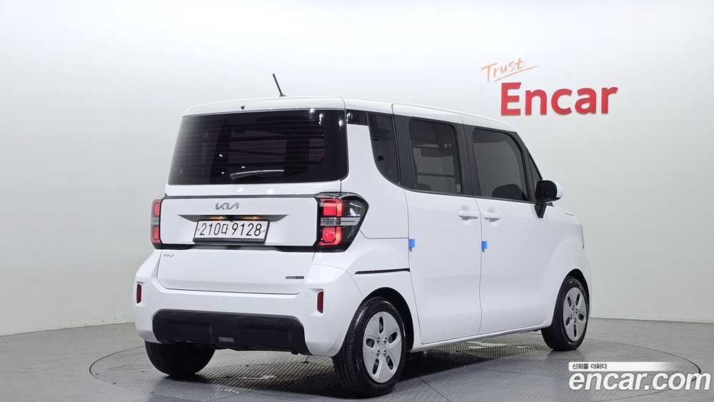Kia The New Kia Ray Van (10.2022)