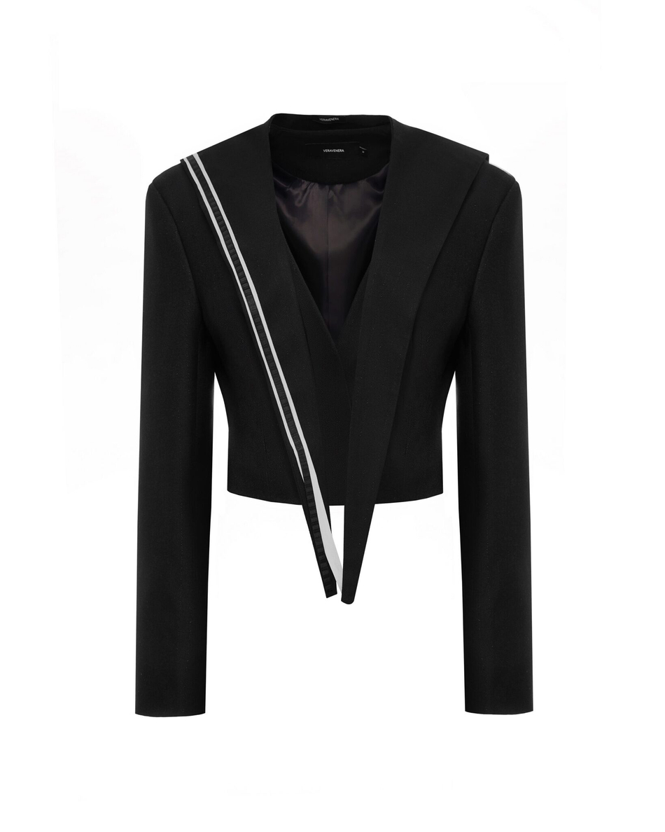 Укороченный приталенный жакет