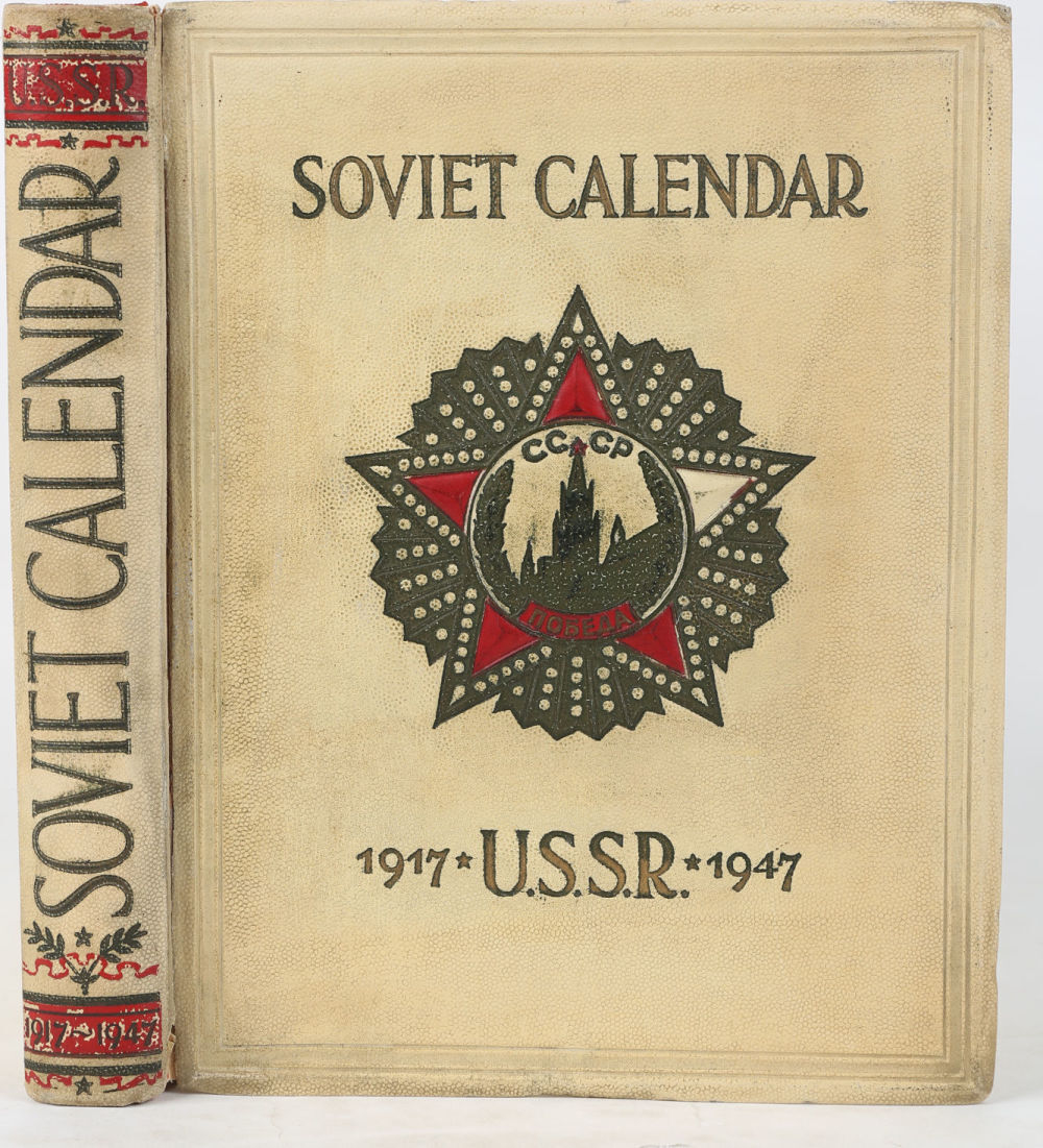 Альбом. SOVIET CALENDAR 1917-1947. Москва 1947г.  На английском языке.
