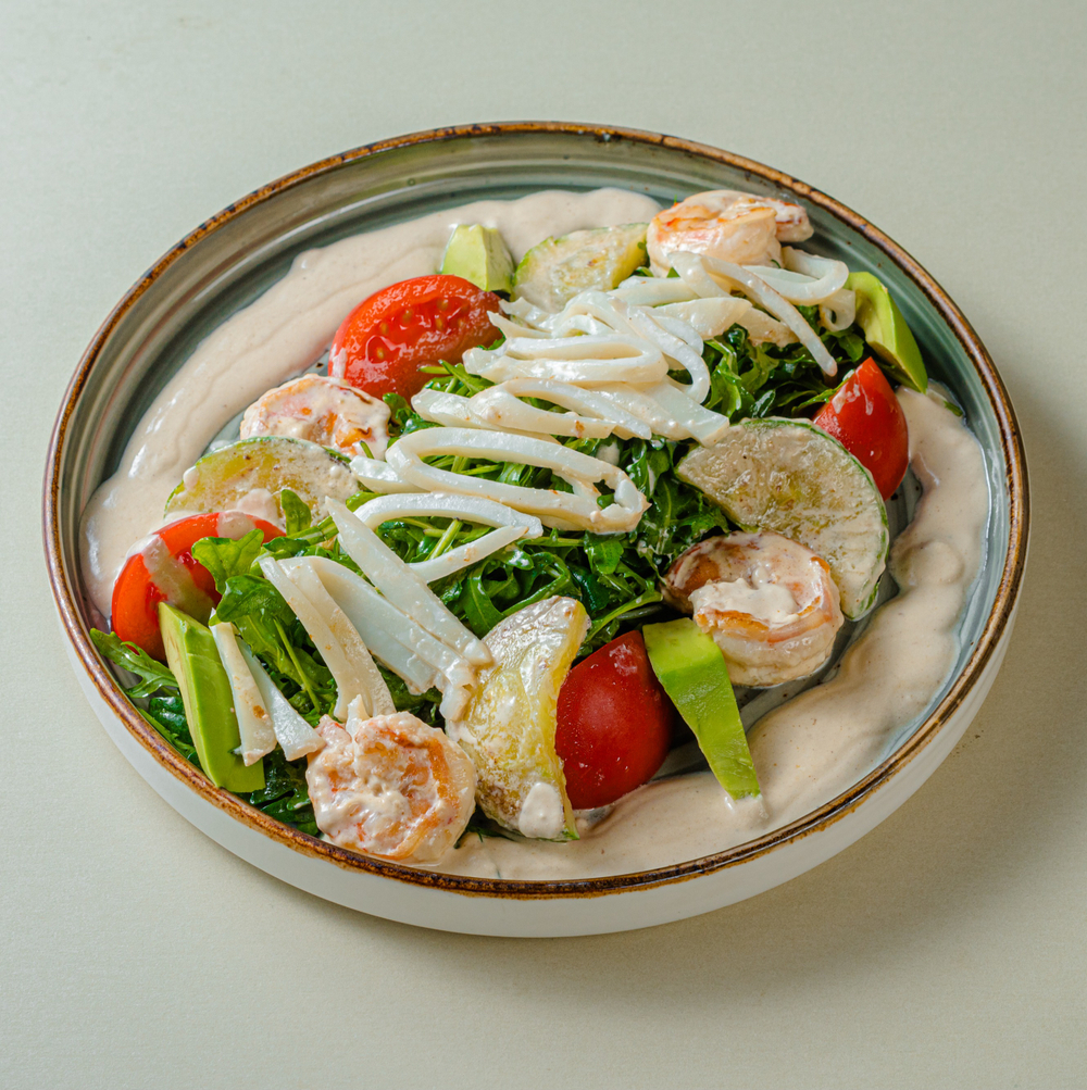 Салат с морепродуктами