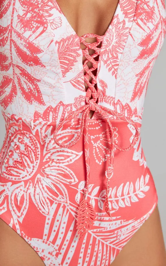 Бюст купальный 25034B