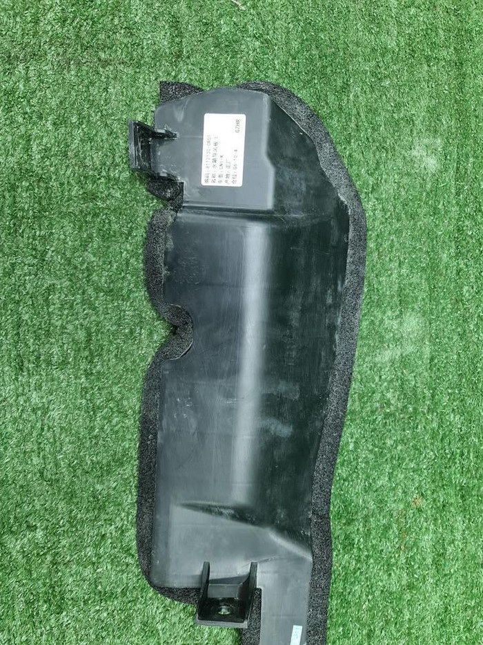 Дефлектор левый Changan Uni-K (2020-н.в.)