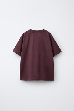 ZARA КОМПЛЕКТ ИЗ ФУТБОЛКИ И ШОРТОВ, ВИННЫЙ