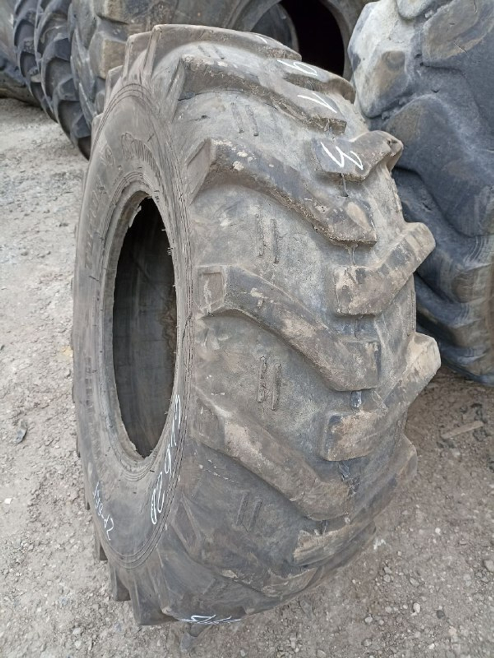 16.9-24 Nortec TC-108 шина б/у