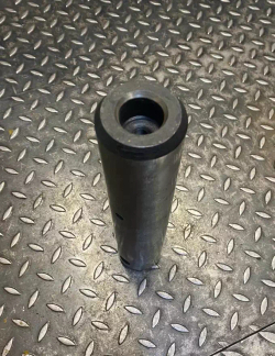 Палец г/ц переднего отвала JLV1627