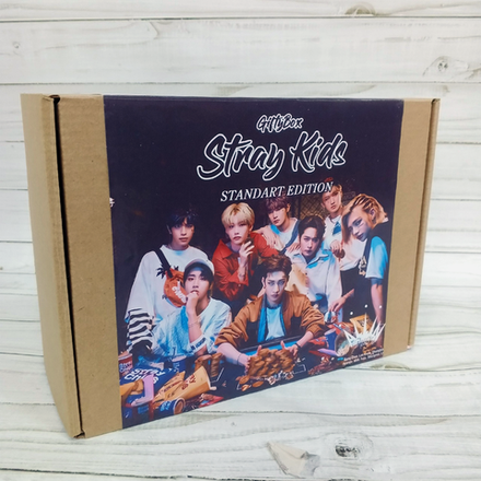 Подарочный бокс "Стрей Кидс / Stray Kids" (стандартный)