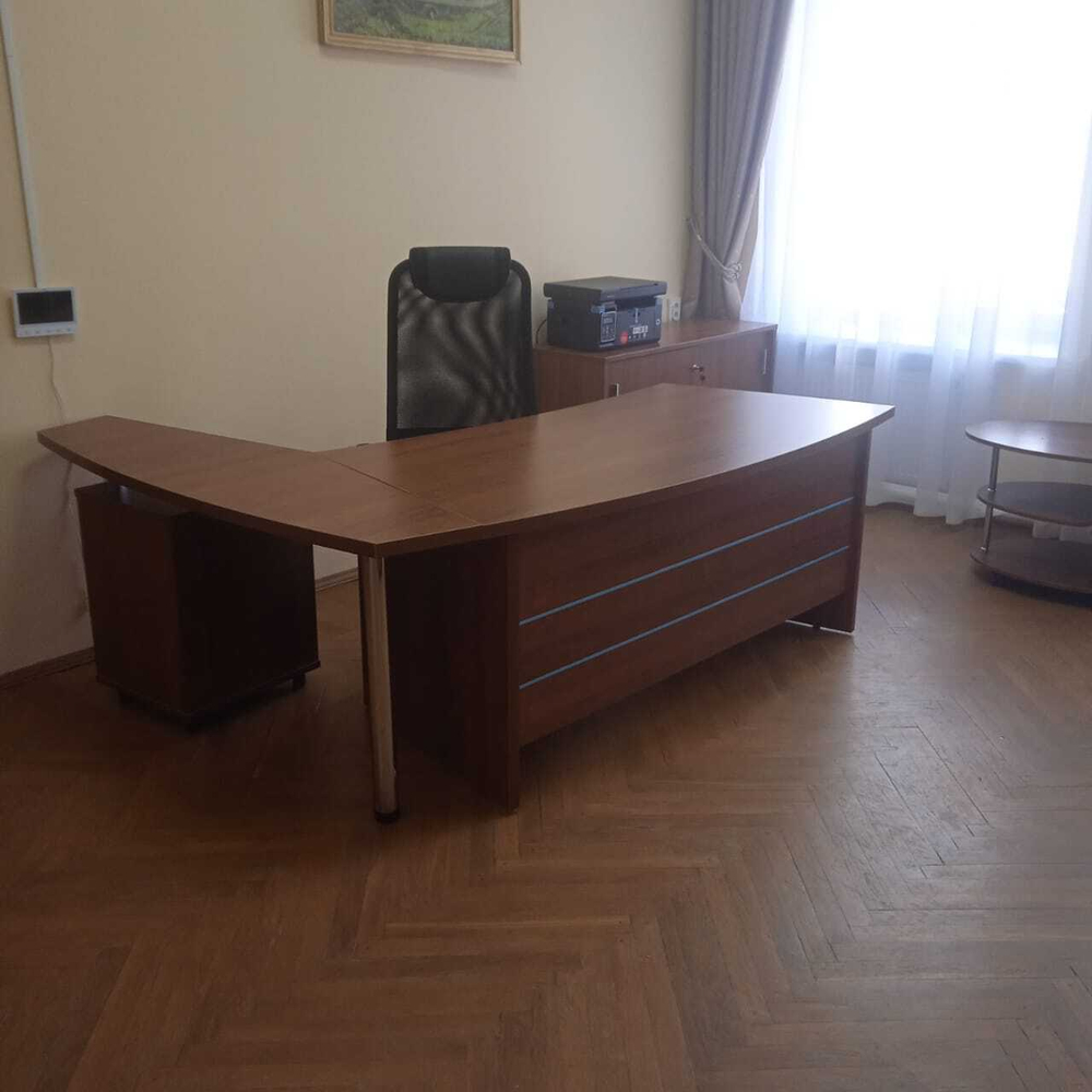 Стол для переговоров GRAND