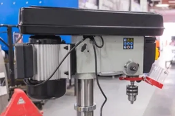 Токарно-винторезный станок Stalex C6251/1000