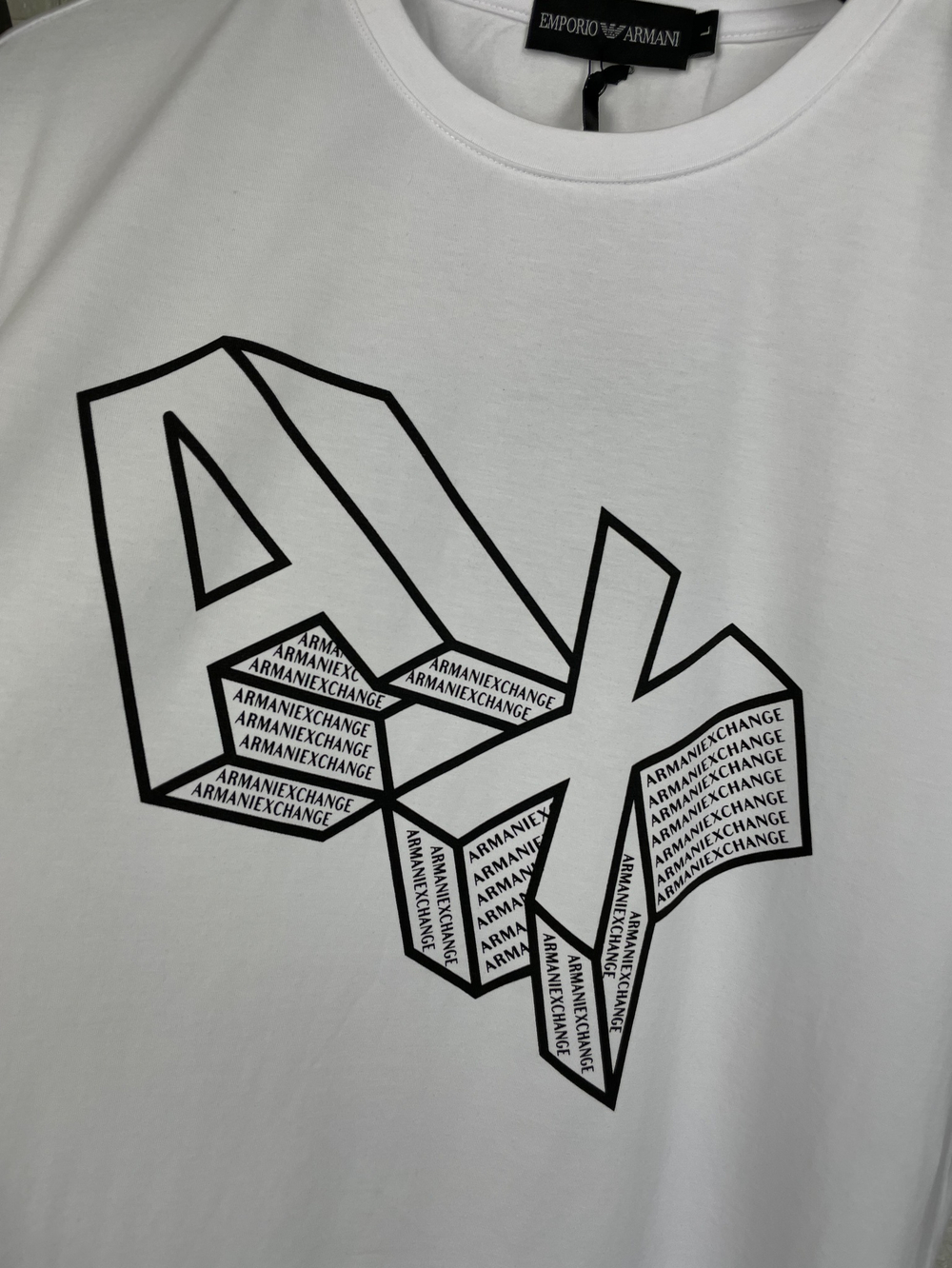 Футболка Armani Exchange