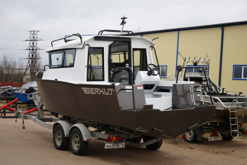 Алюминиевый катер BERKUT Nord Cruiser