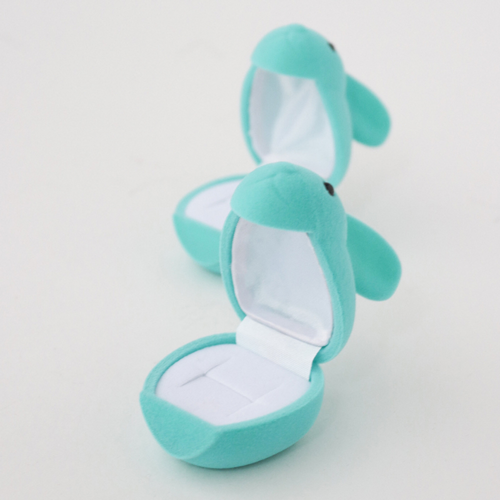 Компактный футляр кролик для презентации кольца