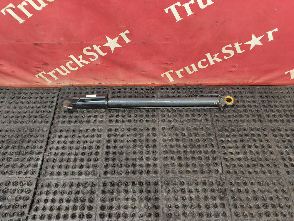 Цилиндр подъёма кабины 2019г.