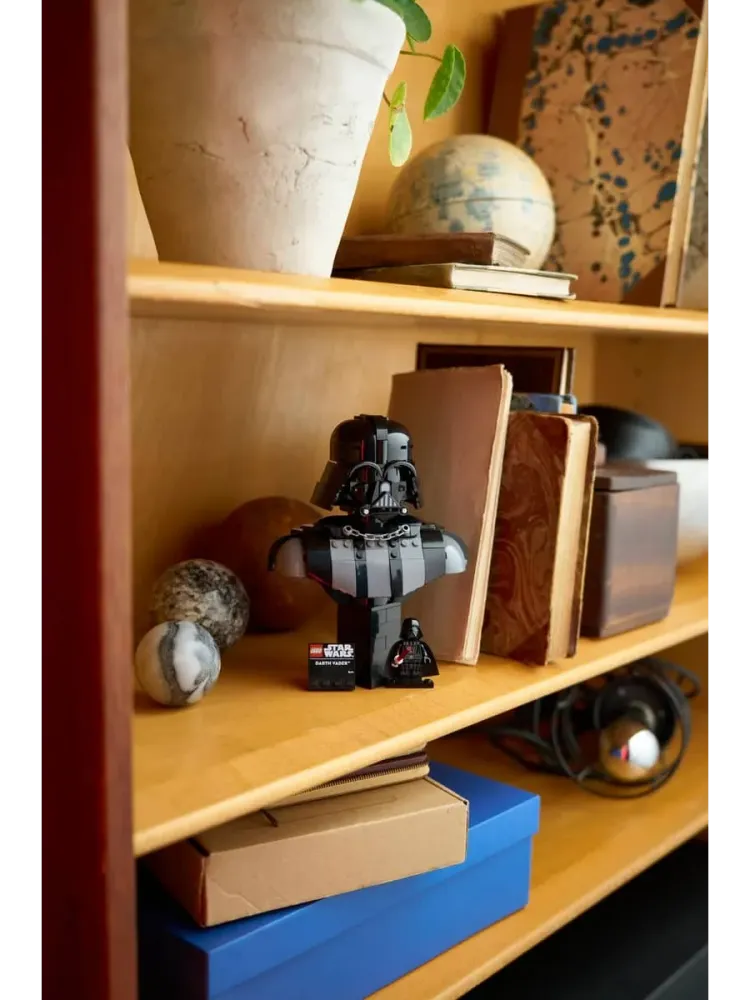 Конструктор Star Wars 75439 Бюст Дарта Вейдера