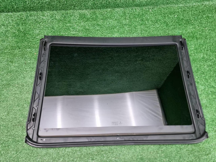 Панорамная крыша задняя Porsche Macan 95B (14-нв)