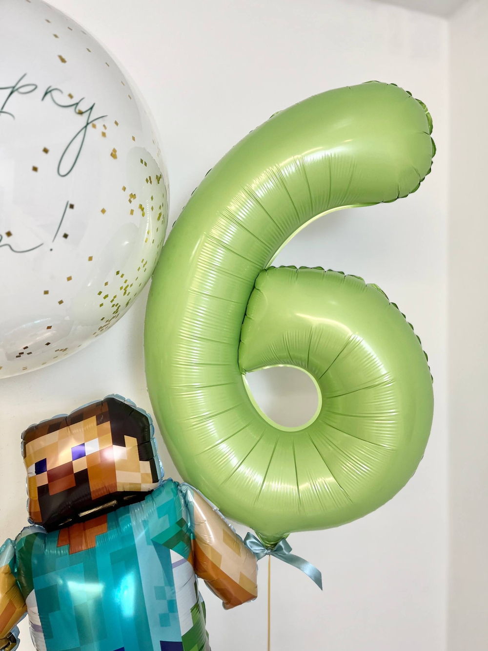 Воздушные шары Майнкрафт белый/золото/зеленый №3851