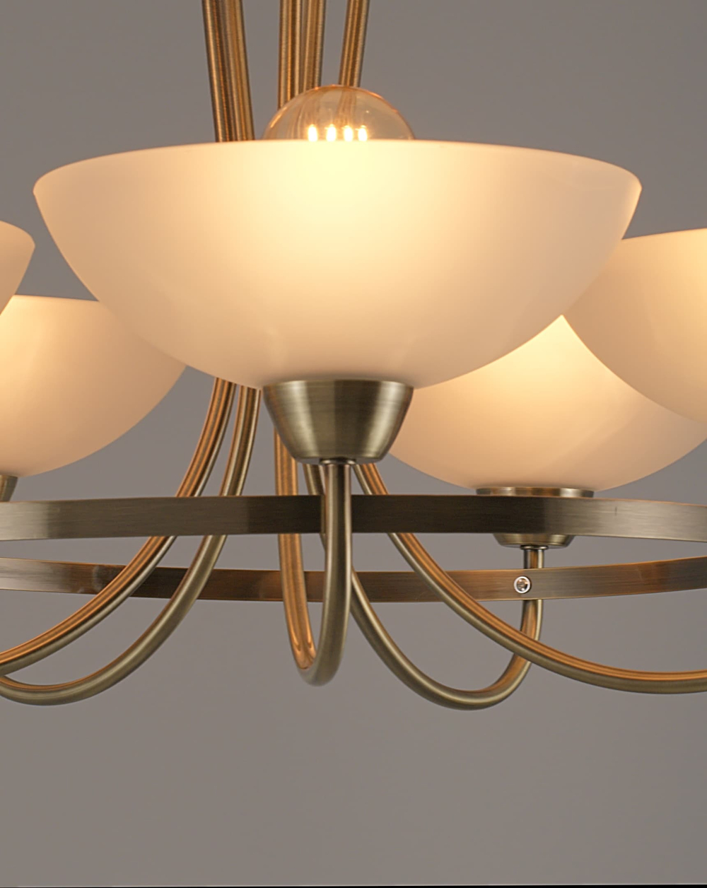 Люстра потолочная Moderli V1204-5C Lione