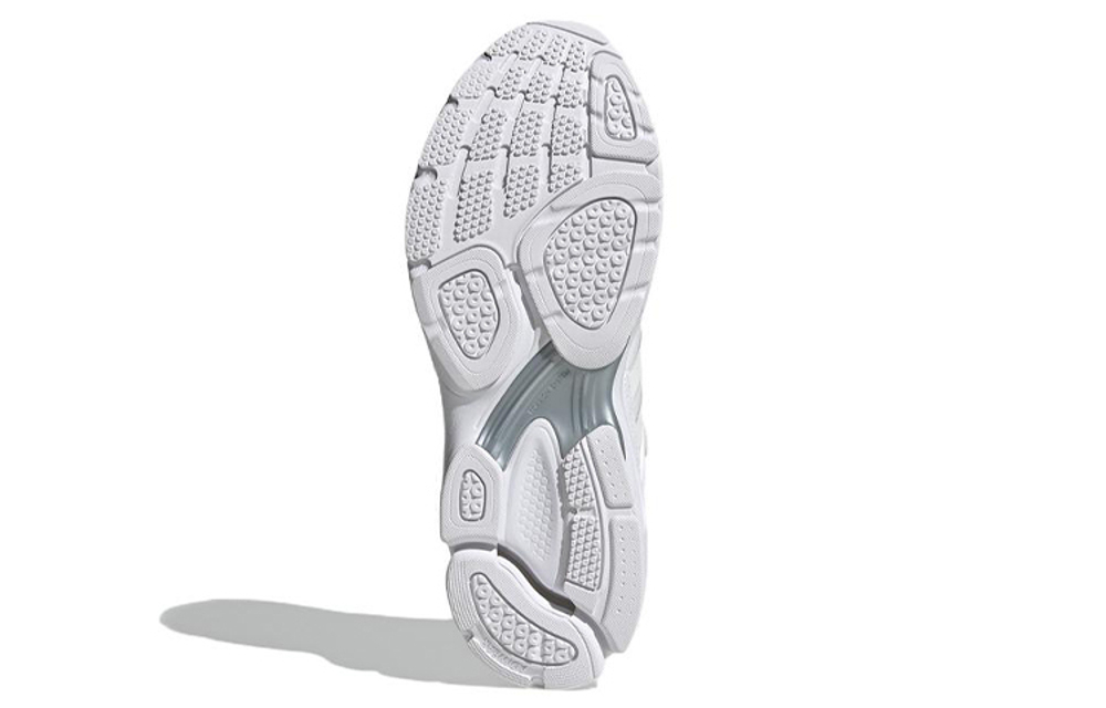Кроссовки Adidas Spiritain 2000